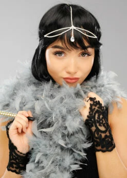 1920s Flapper Girl Silver Grey Feather Boa
